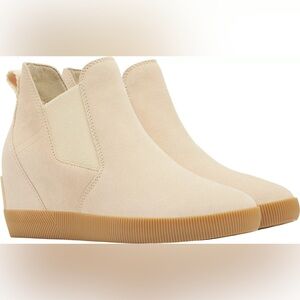 SOREL X CALIA OUT N ABOUT SLIP-ON WEDGE
Bleached Ceramic 8.5/NEW WITH TAGS & BOX